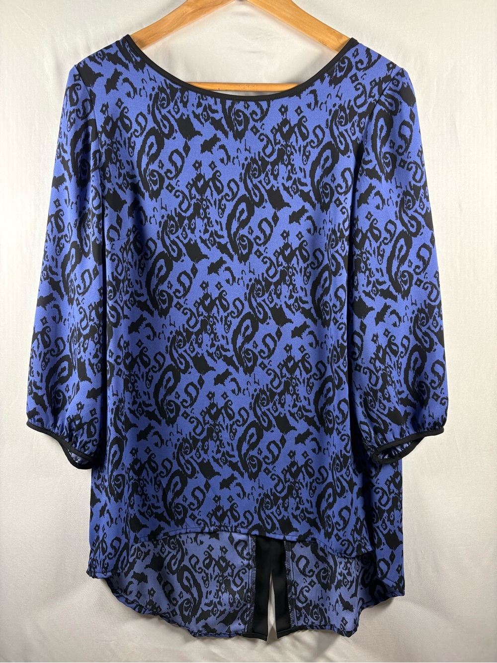 AB Studio Top Women’s Large L Blue Black Paisley ¾ Sleeves Blouse Lightweight